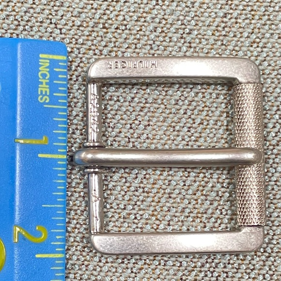 Tommy Hilfiger Belt Buckle - Picture 6 of 9